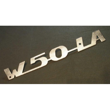 Schriftzug W50LA W50 LA Kühlergrill Vorderklappe